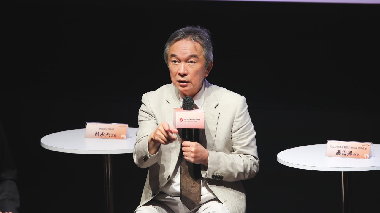 Dr. Tsai Yong-Jie